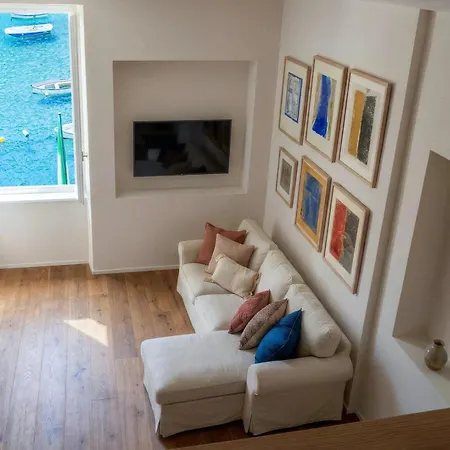 The Artist House - Calata Marconi Apartament *