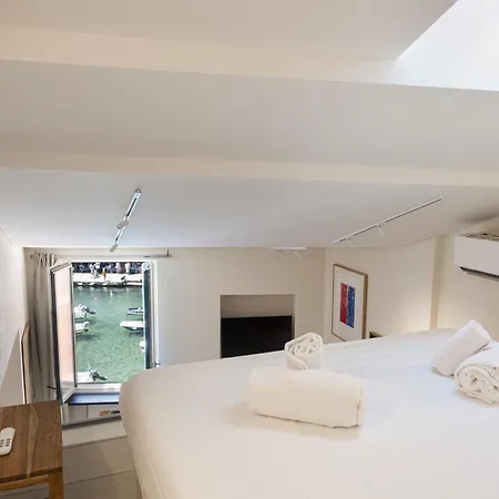 The Artist House - Calata Marconi Apartament *