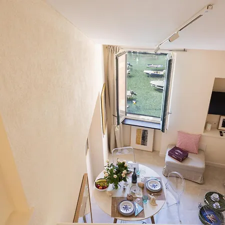 Apartament The Artist House - Calata Marconi *